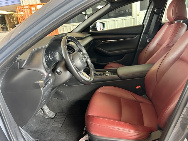 2025 Mazda Mazda3 2.5 s Carbon photo 25