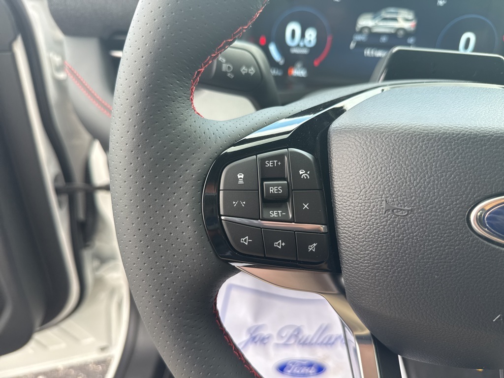 2025 Ford Explorer ST-Line photo 26