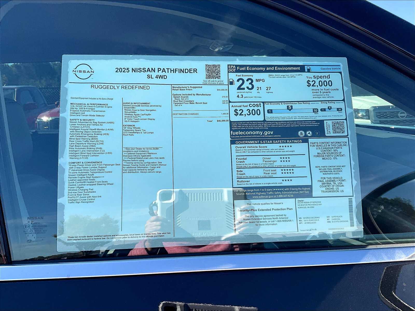 2025 Nissan Pathfinder SL photo 15