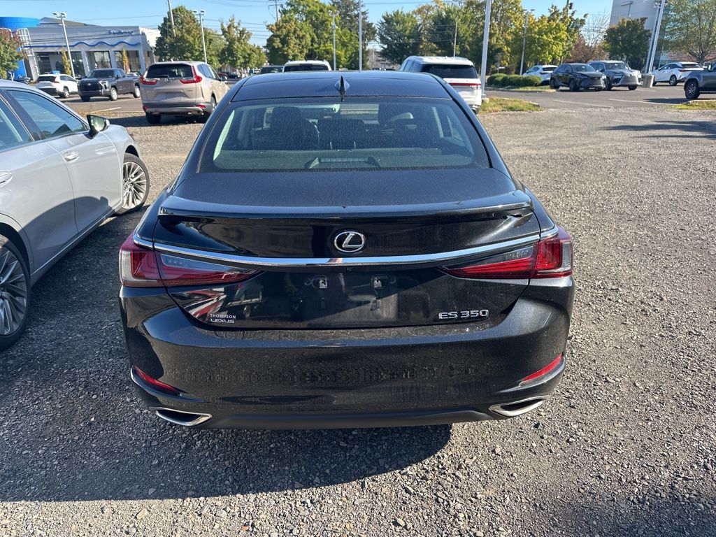 2022 Lexus ES 350 photo 5