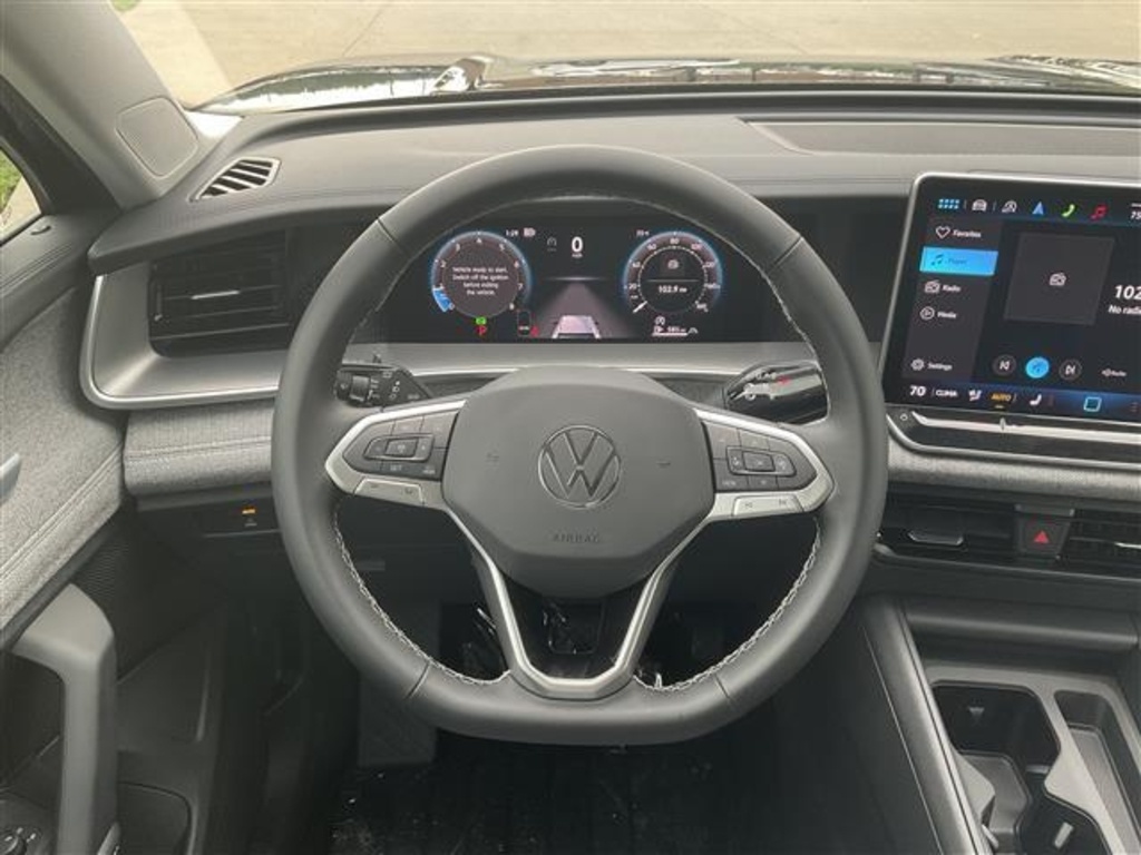 2025 Volkswagen Tiguan S photo 6