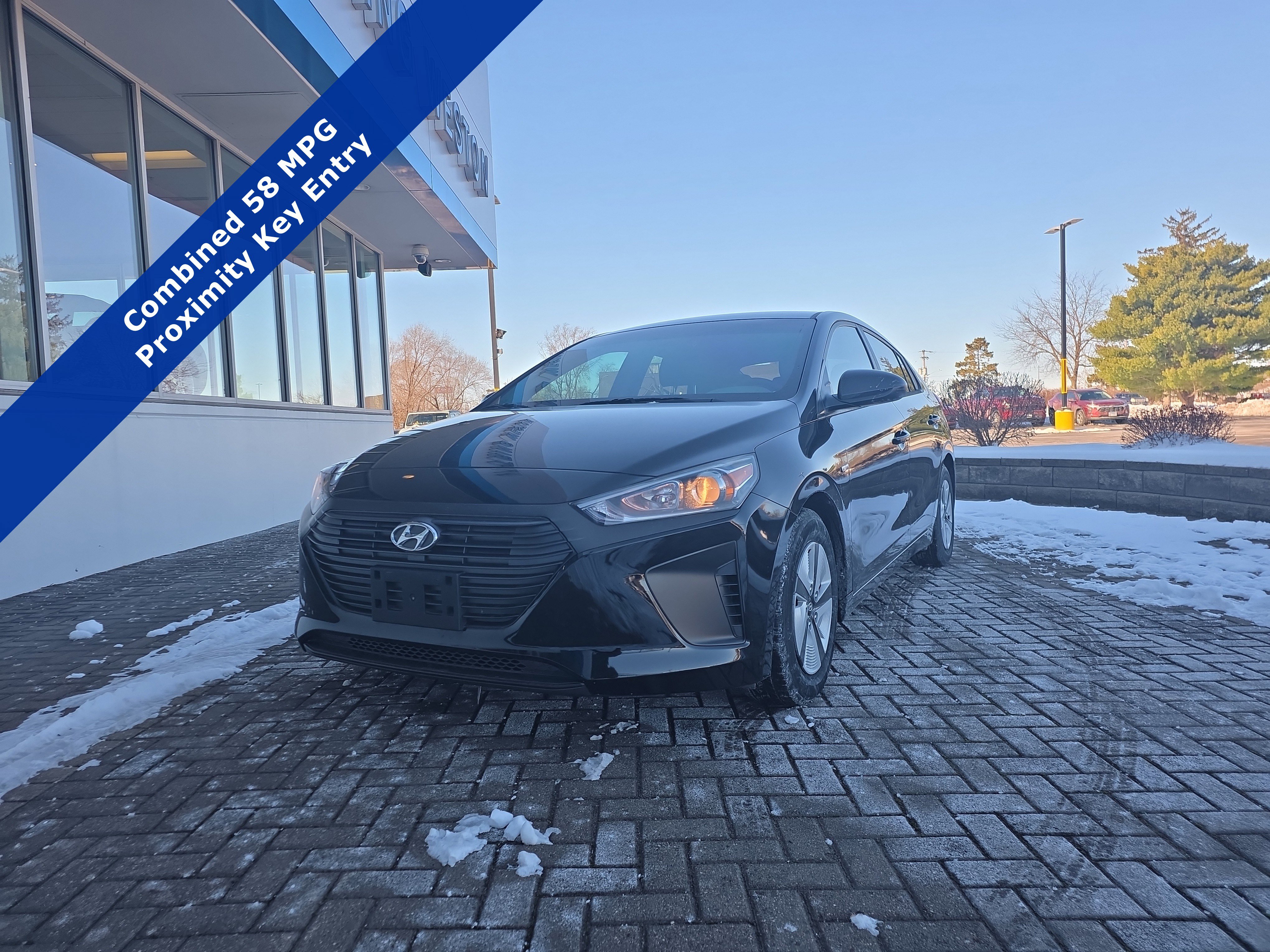 2019 Hyundai Ioniq Blue's photo