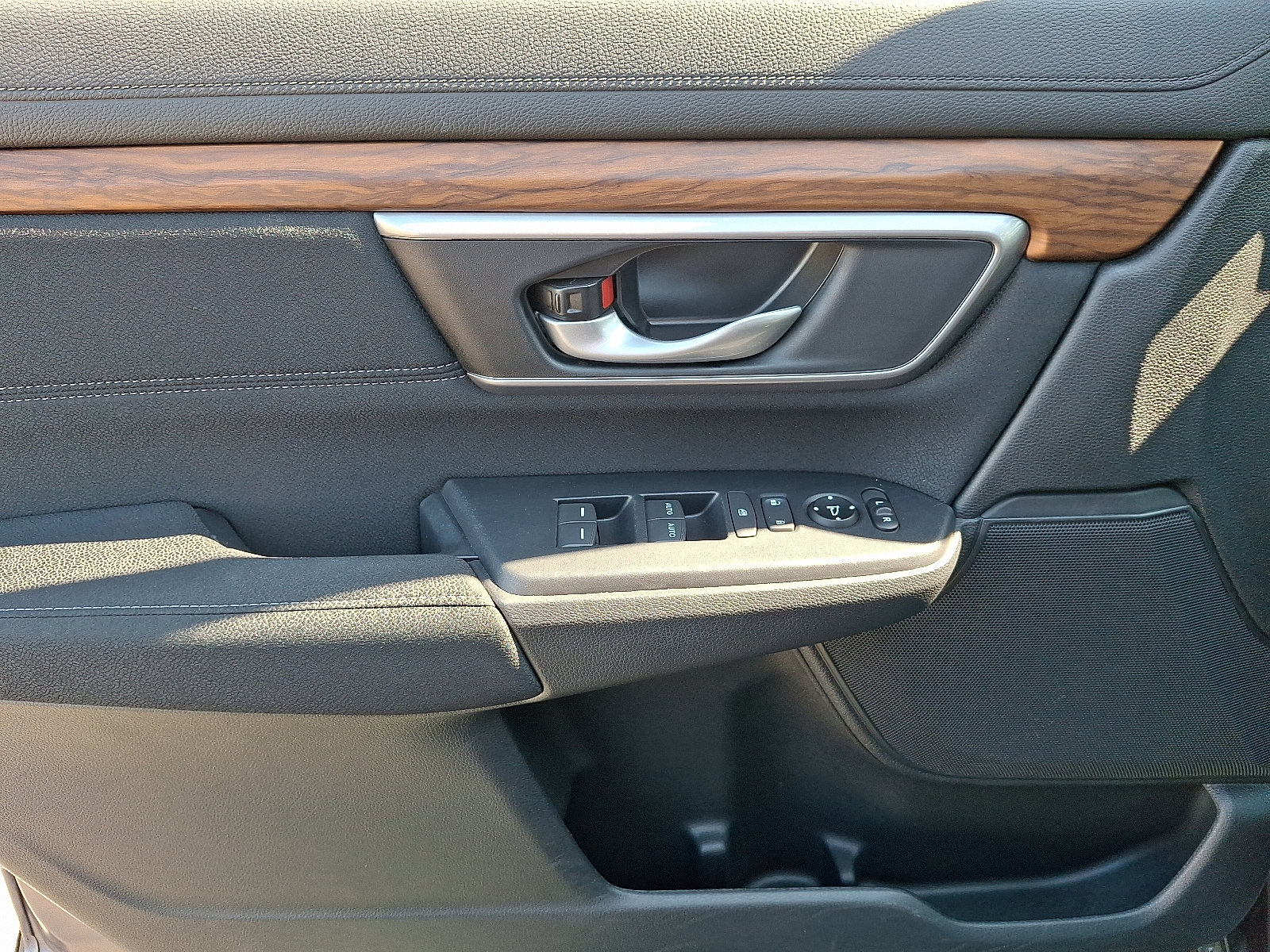 2019 Honda CR-V EX photo 11