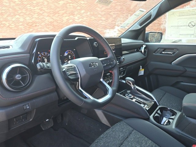 2025 Chevrolet Colorado Z71 photo 7
