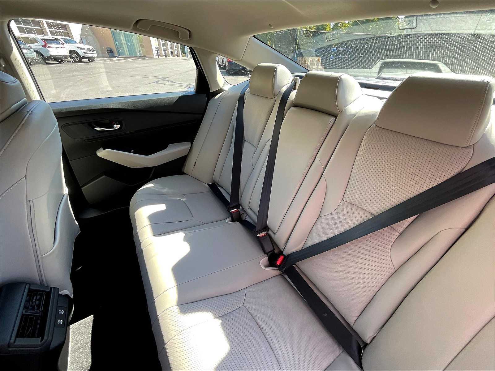 2025 Honda Accord Hybrid EX-L photo 14
