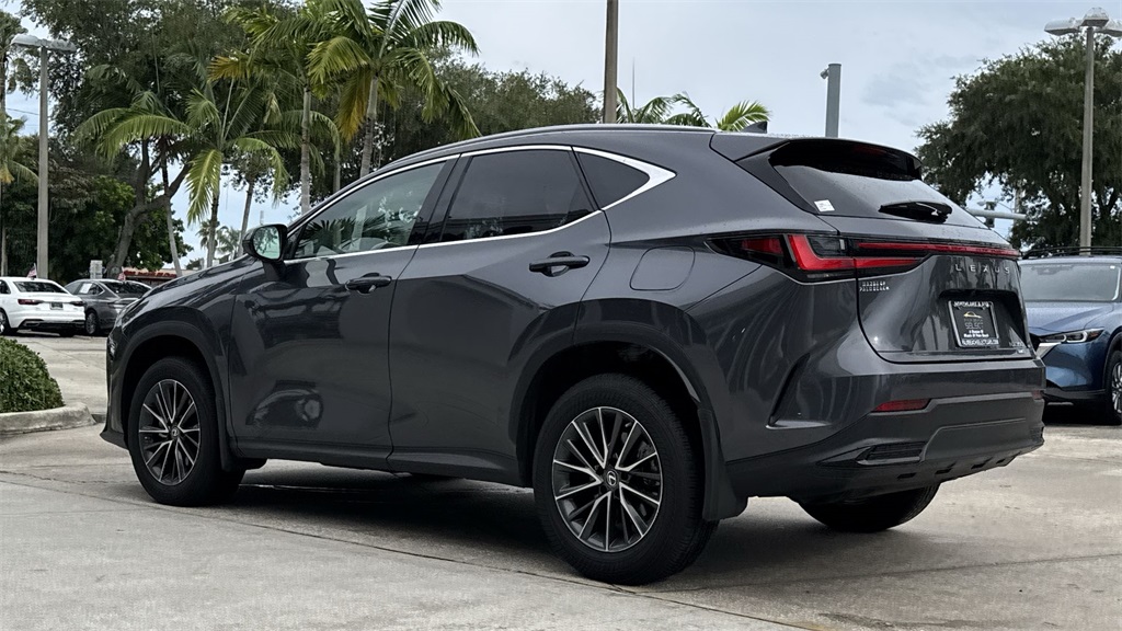 2022 Lexus NX 350 photo 26