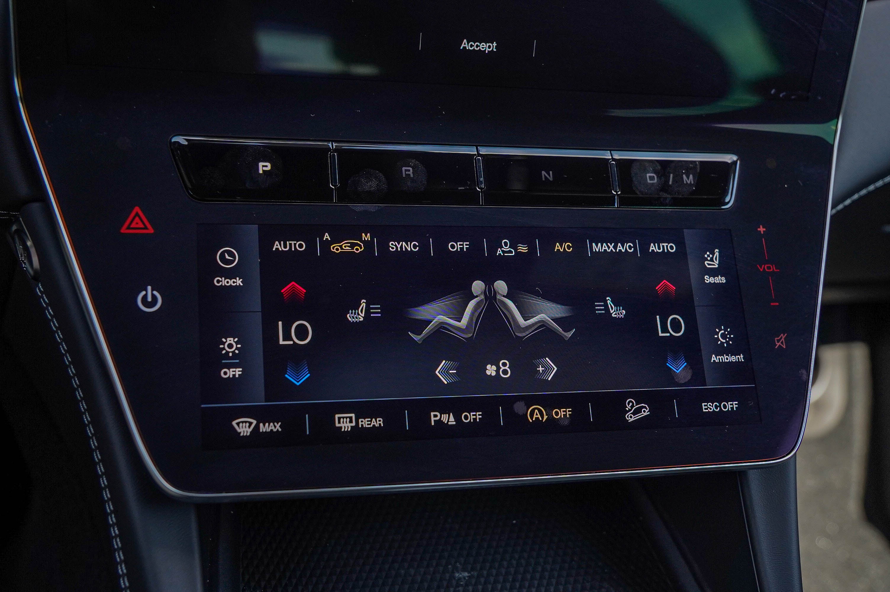 2025 Maserati Grecale photo 16