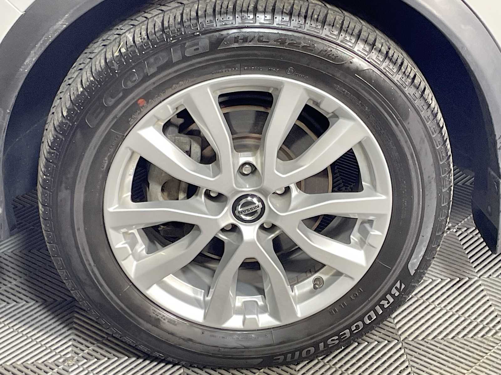2022 Nissan Rogue Sport SV photo 28