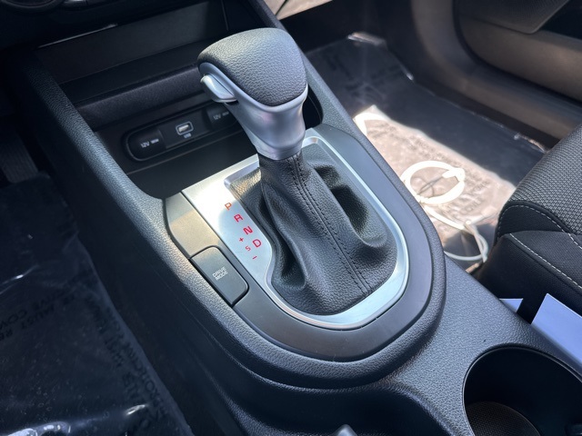2023 Kia Forte LXS photo 22