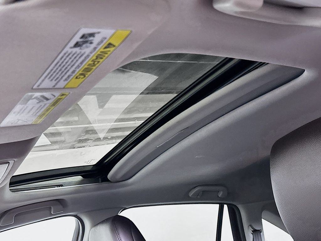 2017 Acura RDX Advance photo 19