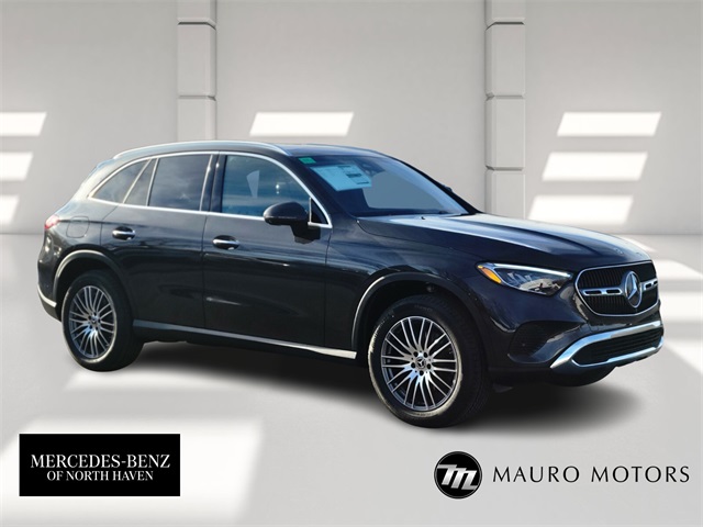 2026 Mercedes-Benz GLC Base's photo