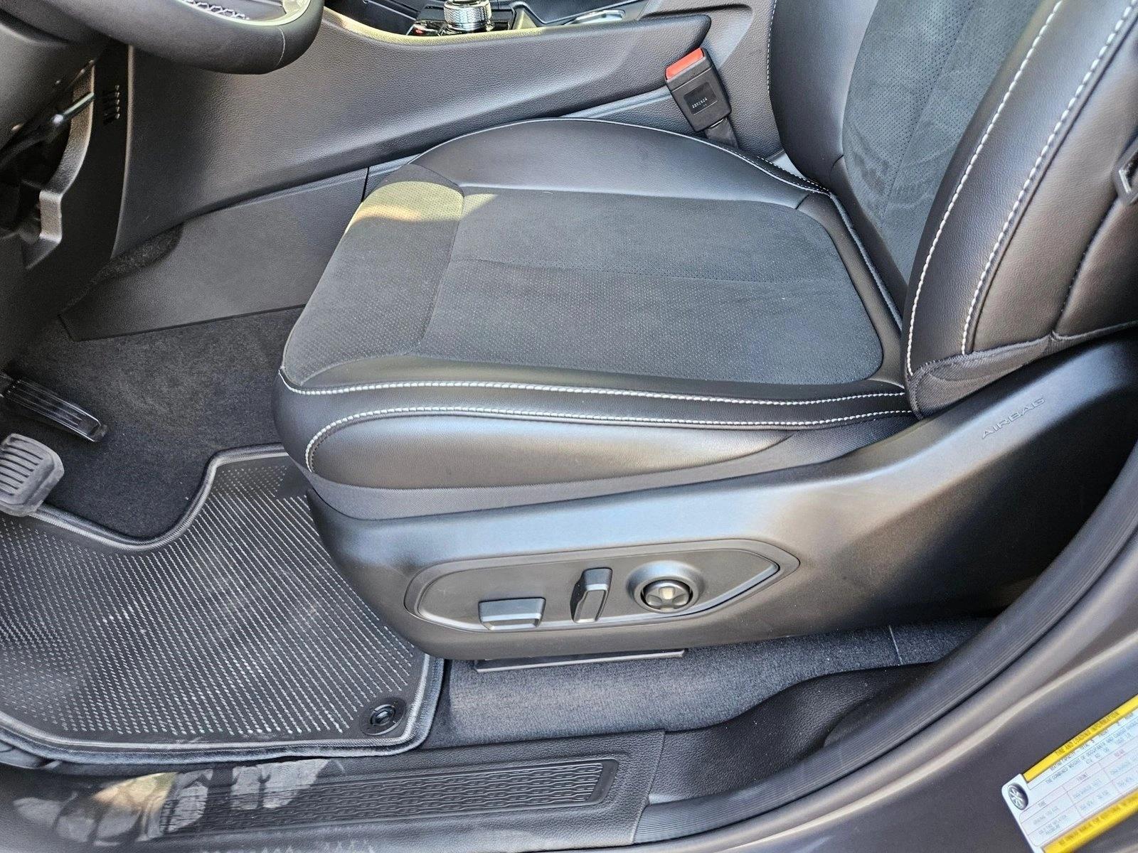 2025 Jeep Grand Cherokee Altitude X photo 3