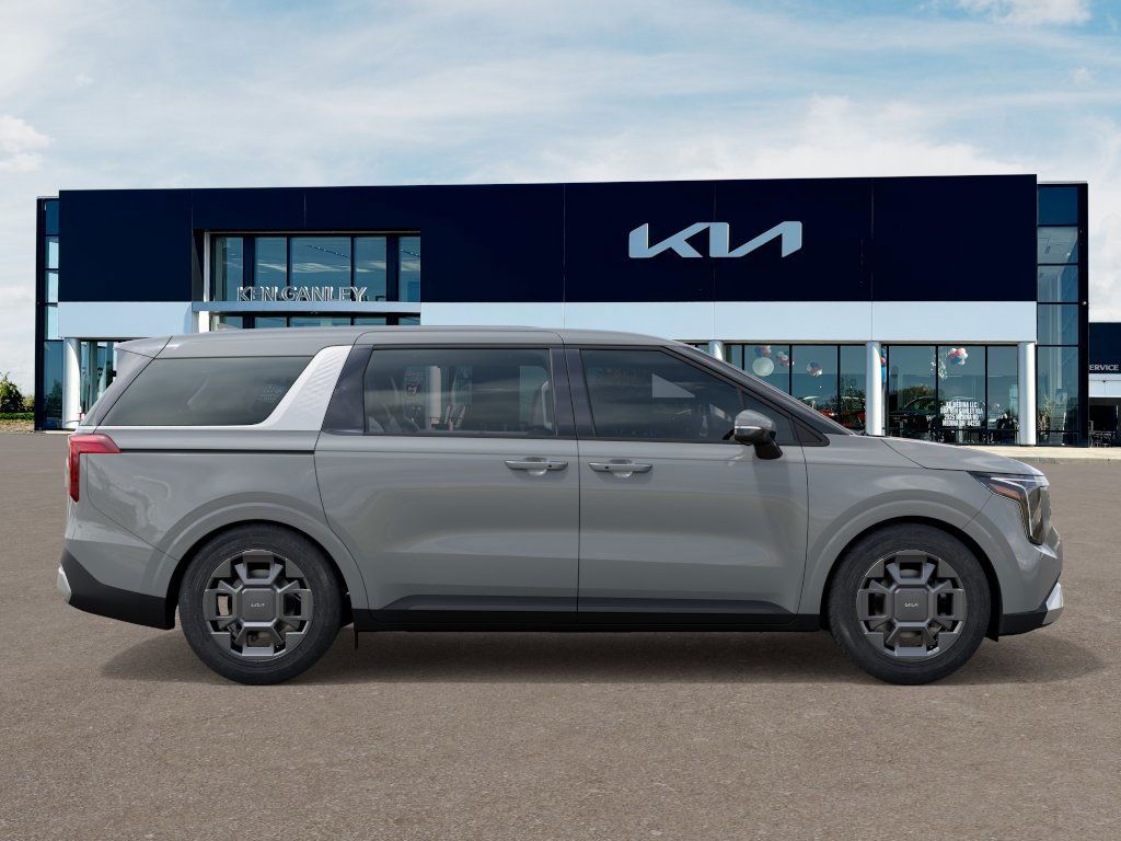 2026 Kia Carnival EX photo 5