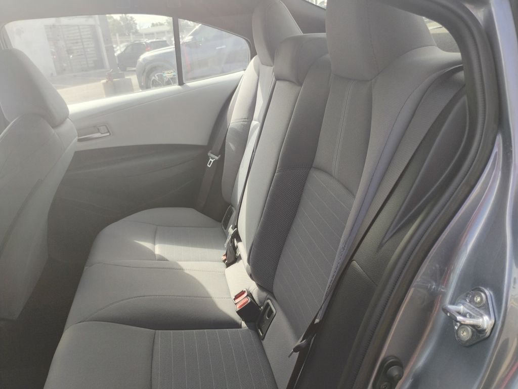 2024 Toyota Corolla SE photo 19