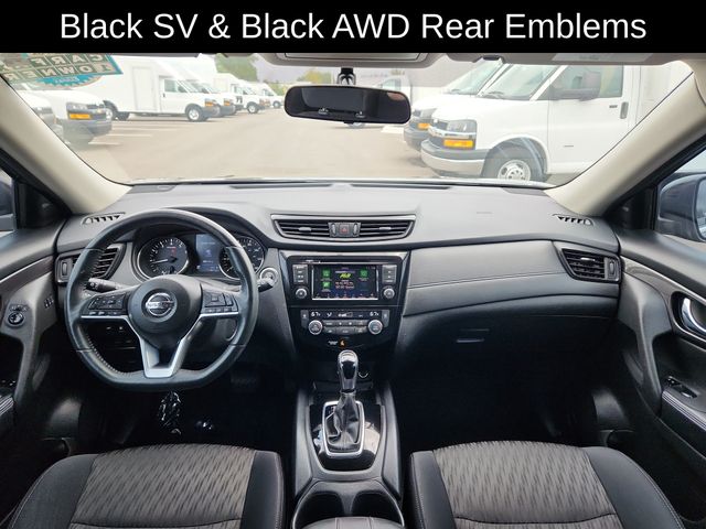 2018 Nissan Rogue SV photo 26