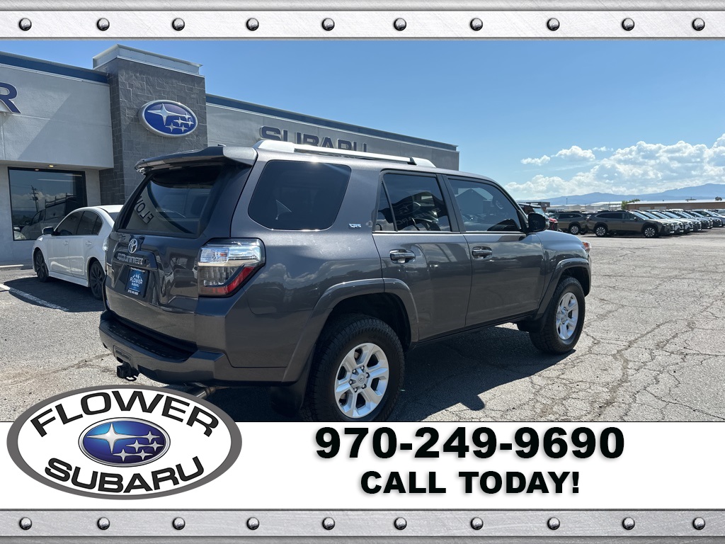 2016 Toyota 4Runner SR5 Premium photo 6