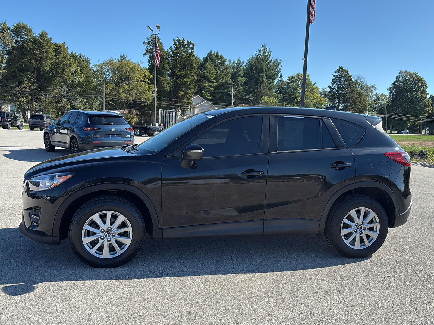 2016 Mazda CX-5 Sport photo 3