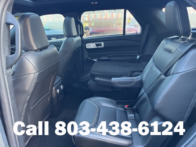 2023 Ford Explorer ST photo 2