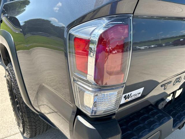 2020 Toyota Tacoma SR V6 photo 9