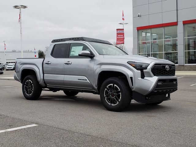 2025 Toyota Tacoma TRD Sport 4x4 Double Cab photo 3