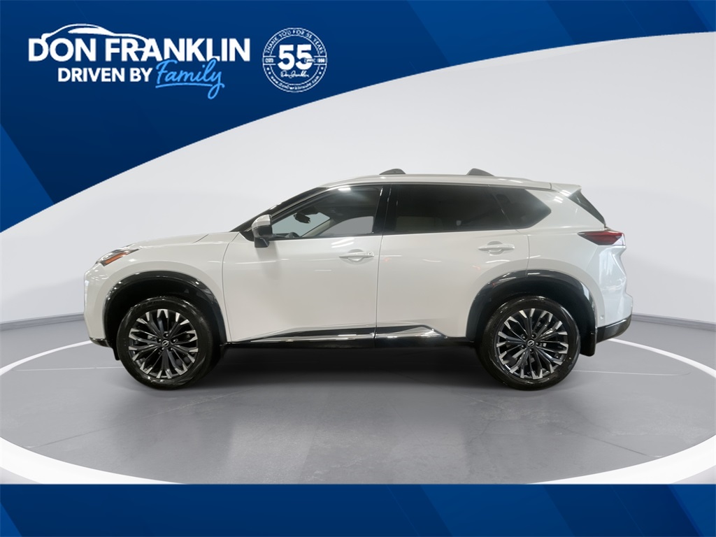 2026 Nissan Rogue Platinum's photo