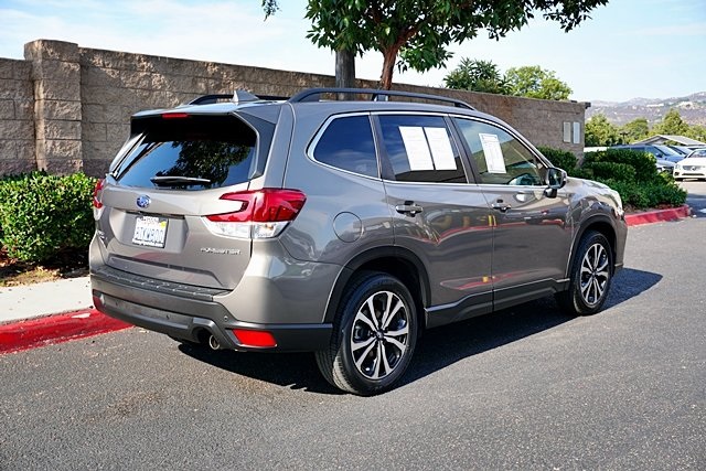 2021 Subaru Forester Limited photo 7
