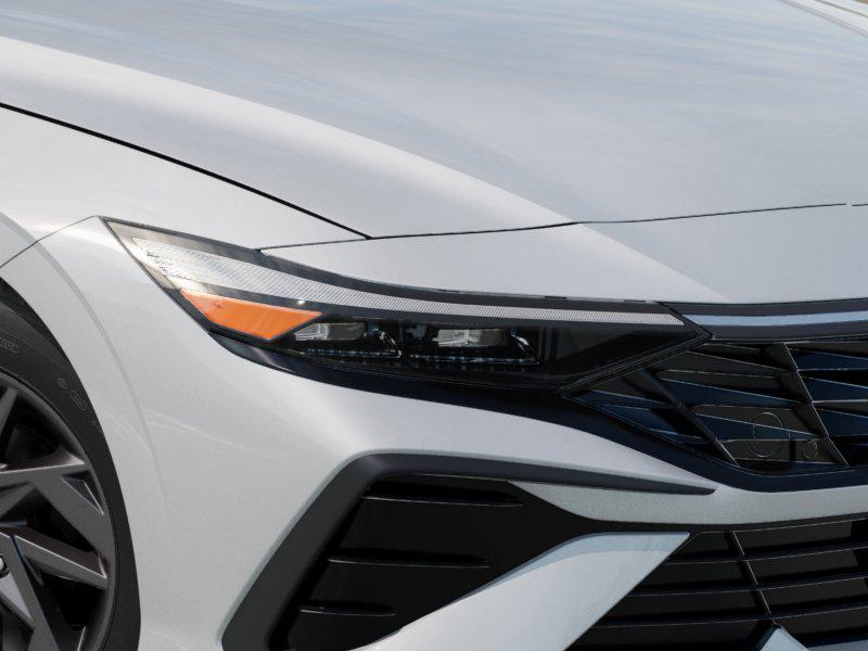 2025 Hyundai Elantra Hybrid Blue photo 7