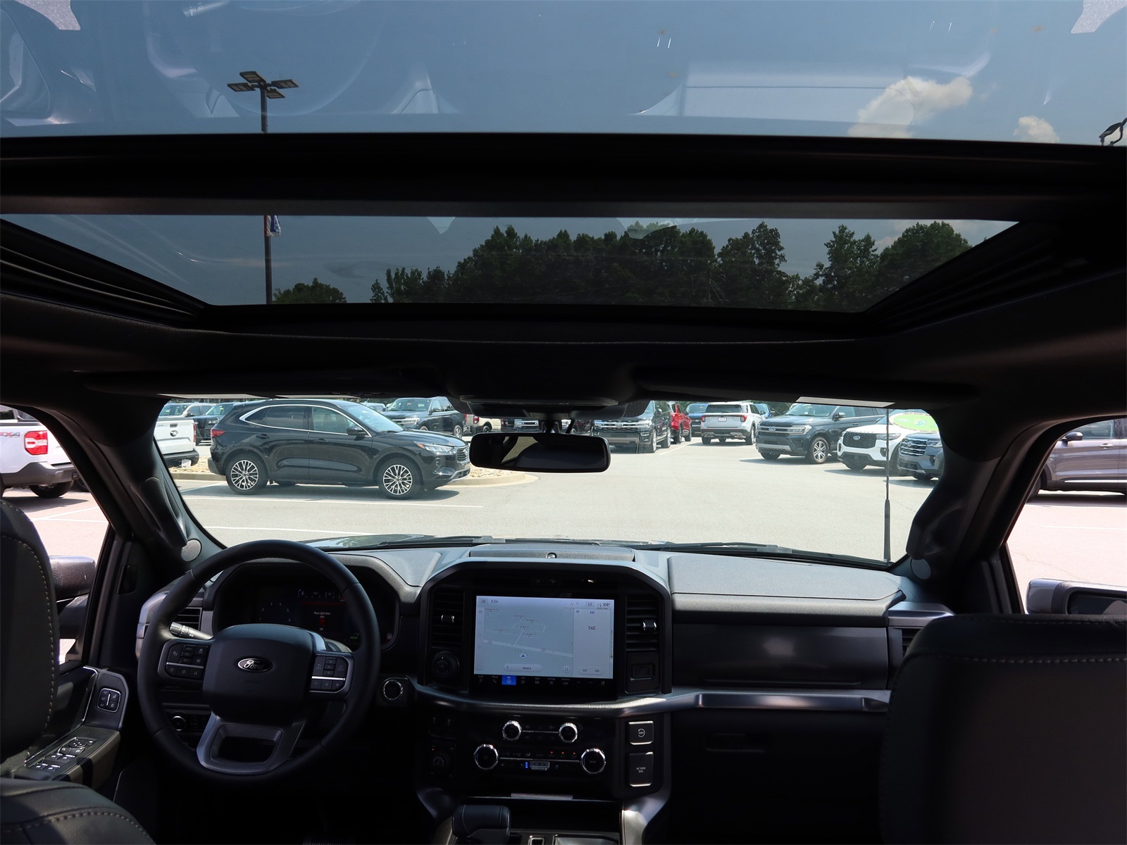 2025 Ford F-150 Lariat photo 11