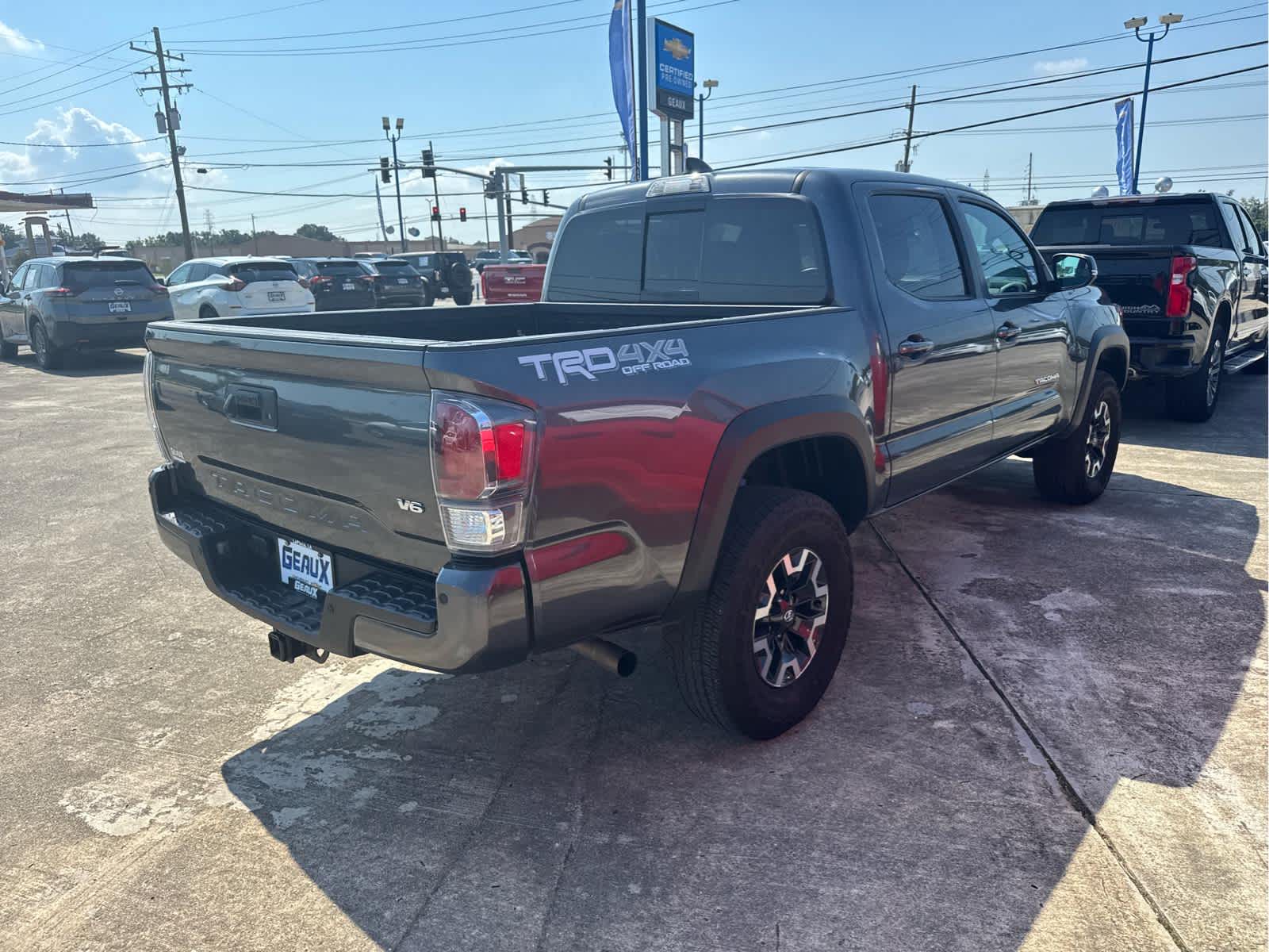 2023 Toyota Tacoma TRD photo 5