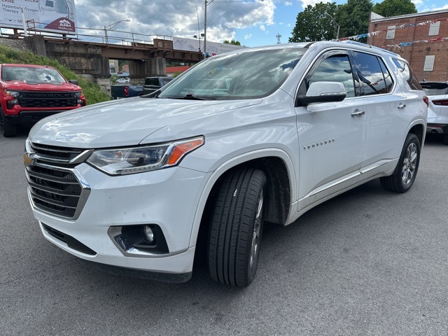2021 Chevrolet Traverse Premier photo 3