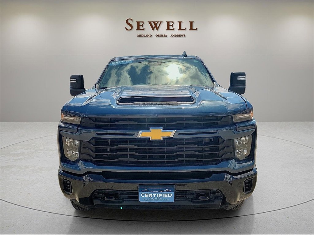 2024 Chevrolet Silverado 2500HD Custom photo 7