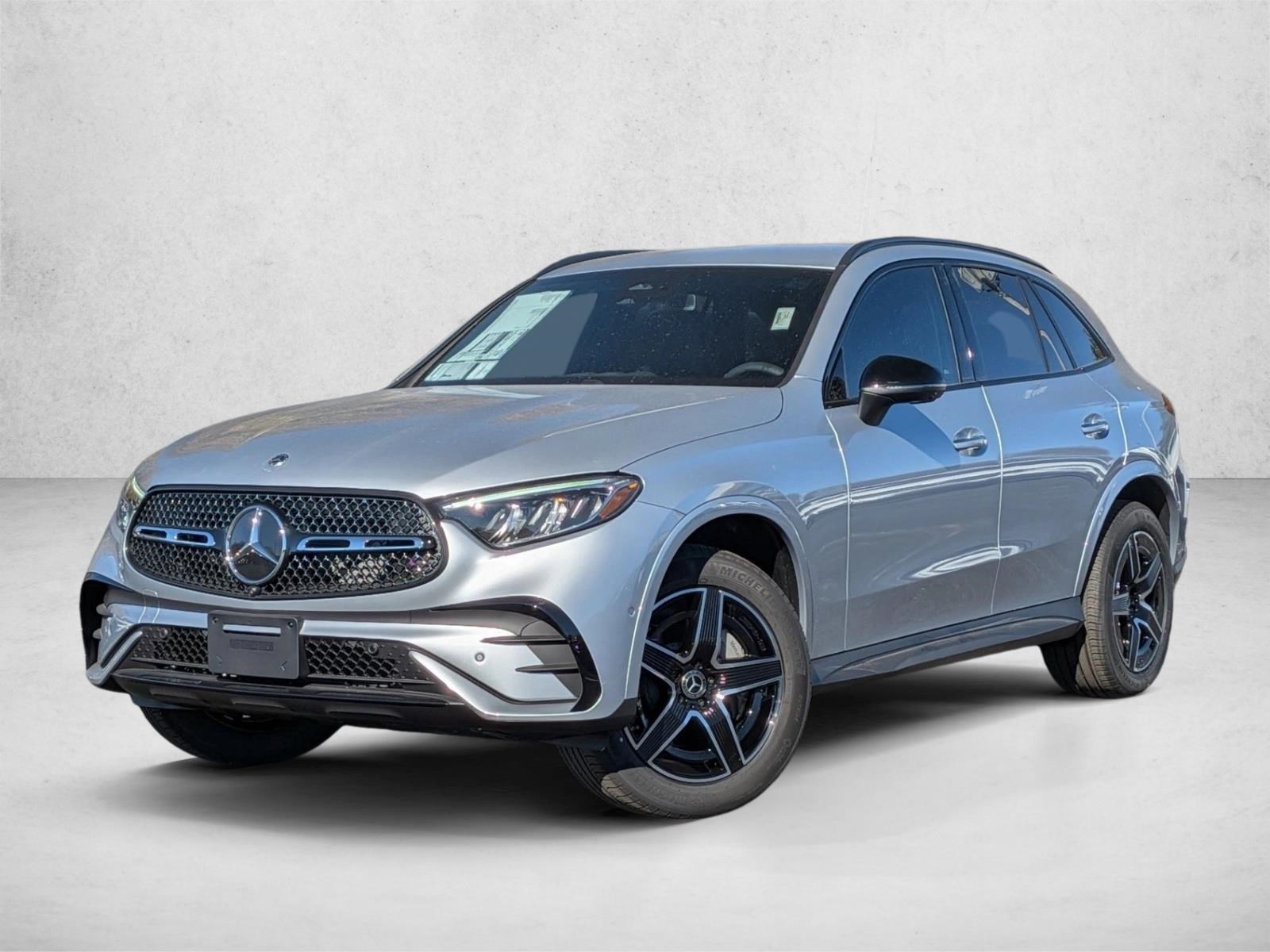 2026 Mercedes-Benz GLC Base's photo