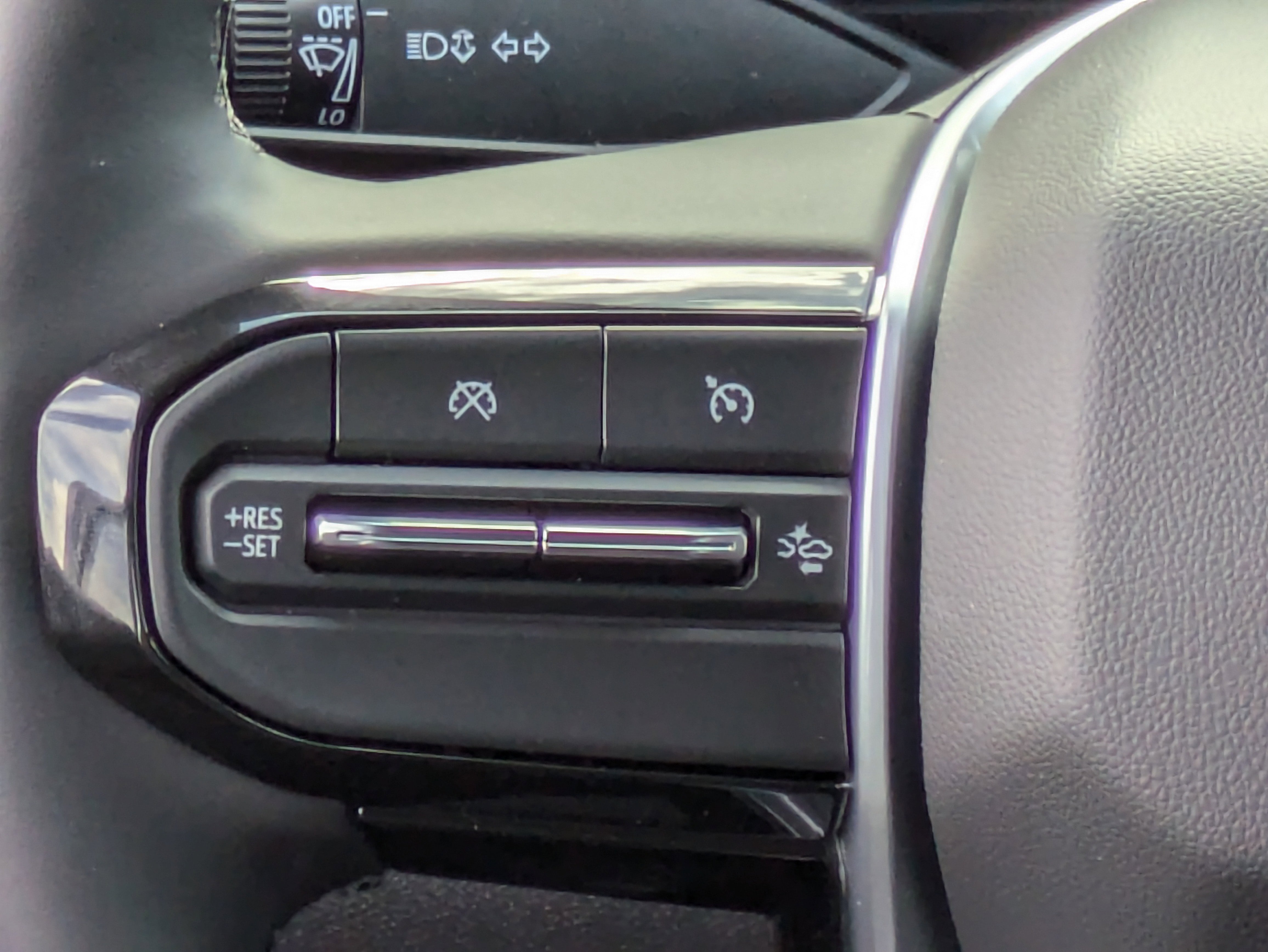 2026 Chevrolet Colorado Trail Boss photo 3