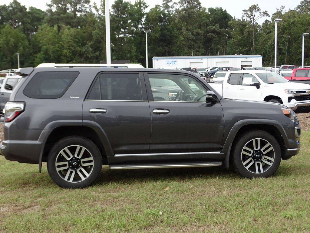 2022 Toyota 4Runner Limited photo 5