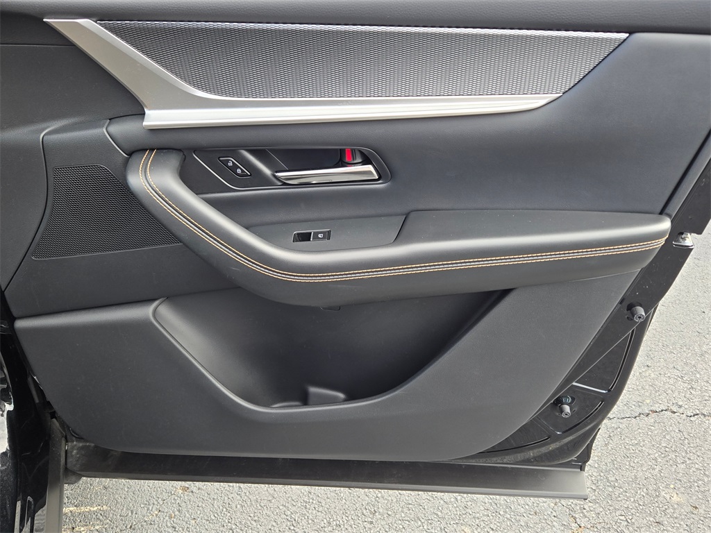 2024 Mazda CX-90 Plug-in Hybrid Premium photo 4