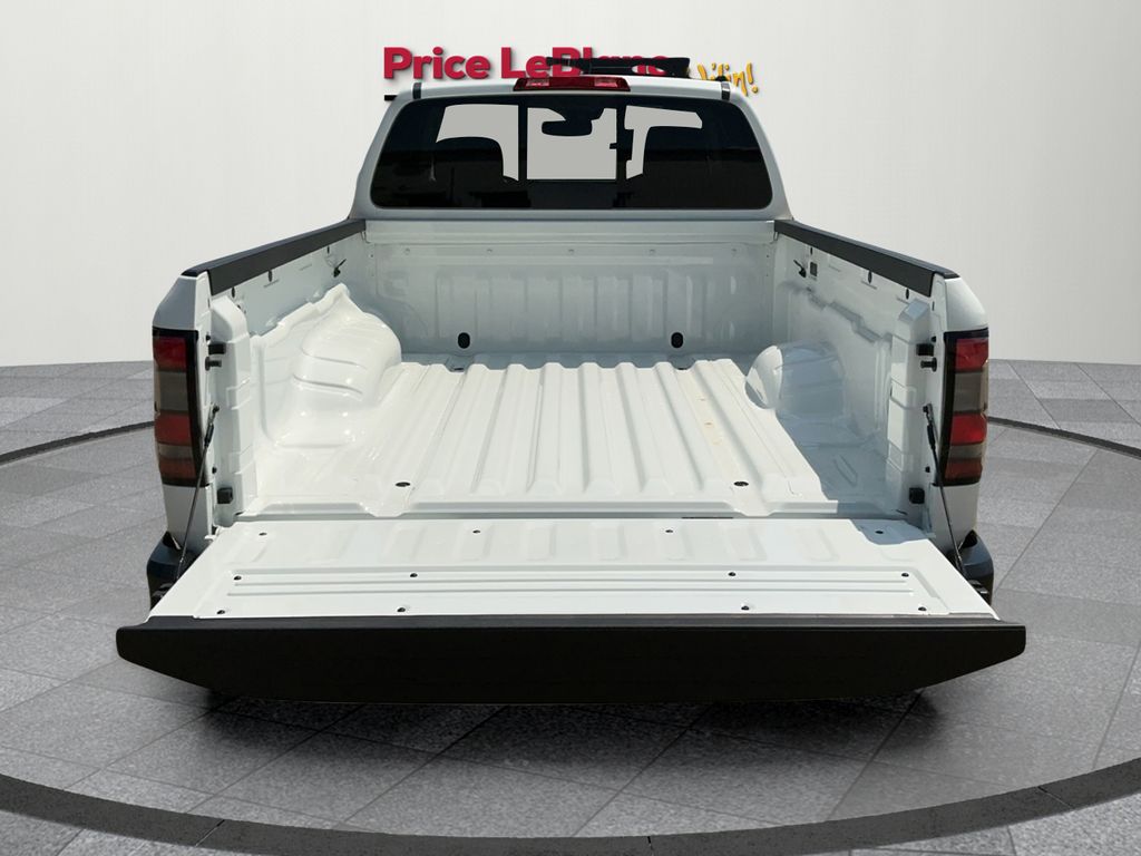 2026 Nissan Frontier King Cab S photo 21