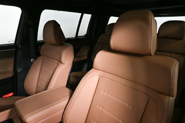 2026 Hyundai Santa Fe Calligraphy photo 3