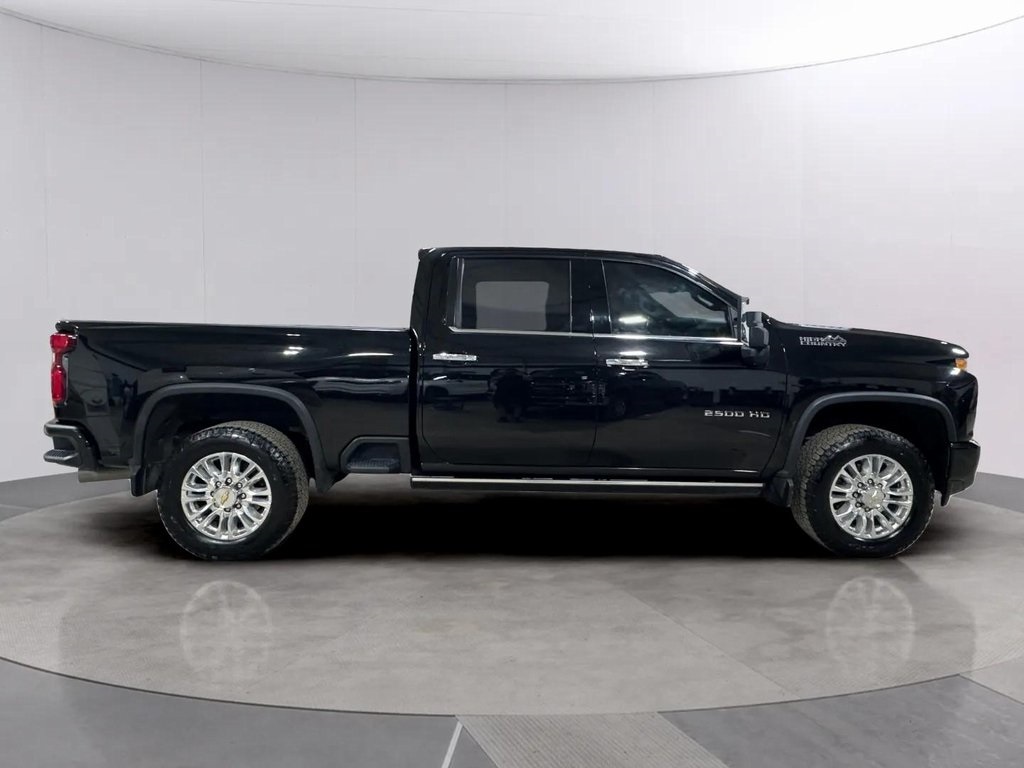 2023 Chevrolet Silverado 2500HD High Country photo 2