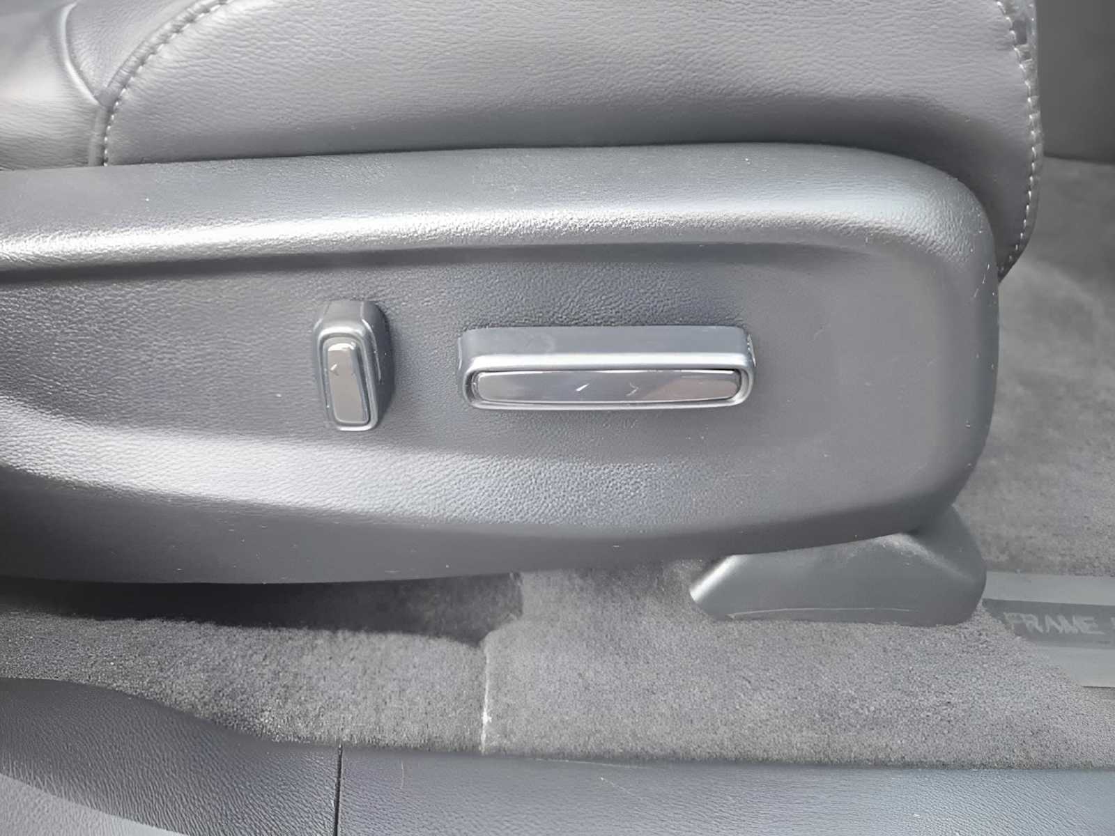 2021 Honda CR-V Touring photo 39