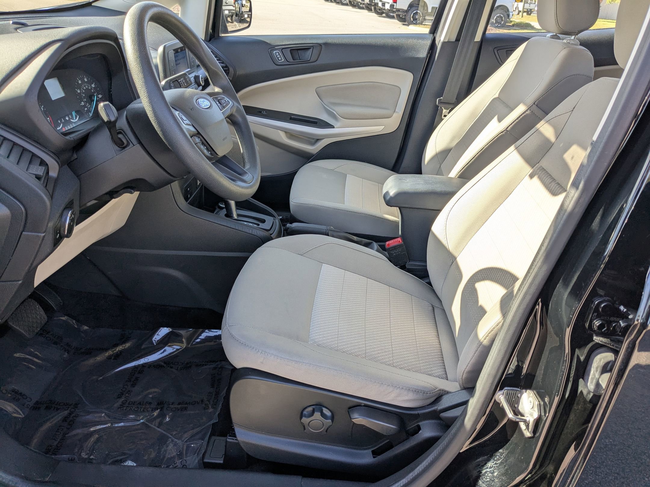 2021 Ford EcoSport S photo 13