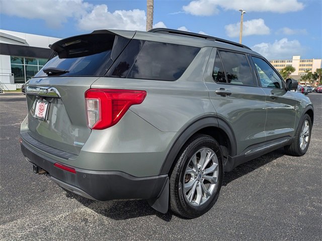 2020 Ford Explorer XLT photo 2