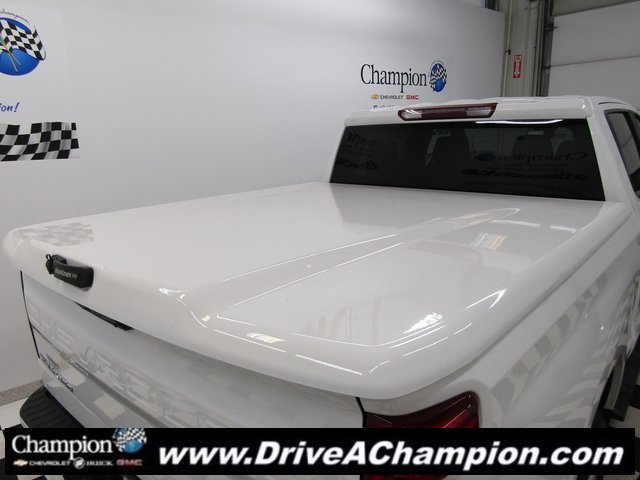 2023 Chevrolet Silverado 1500 Custom photo 9