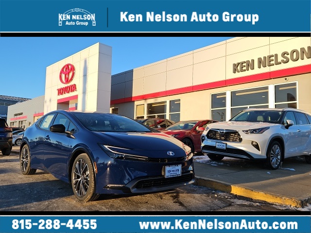 2026 Toyota Prius XLE's photo