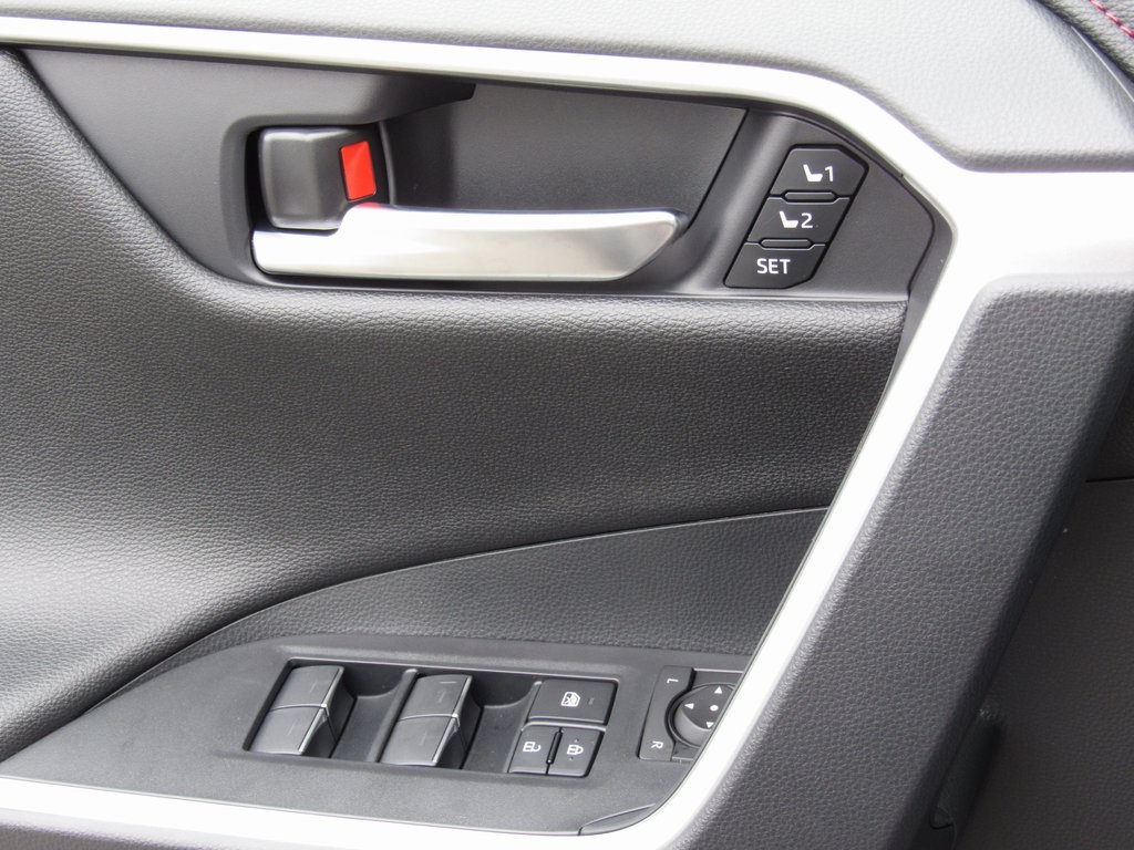 2025 Toyota RAV4 Prime XSE Premium photo 35