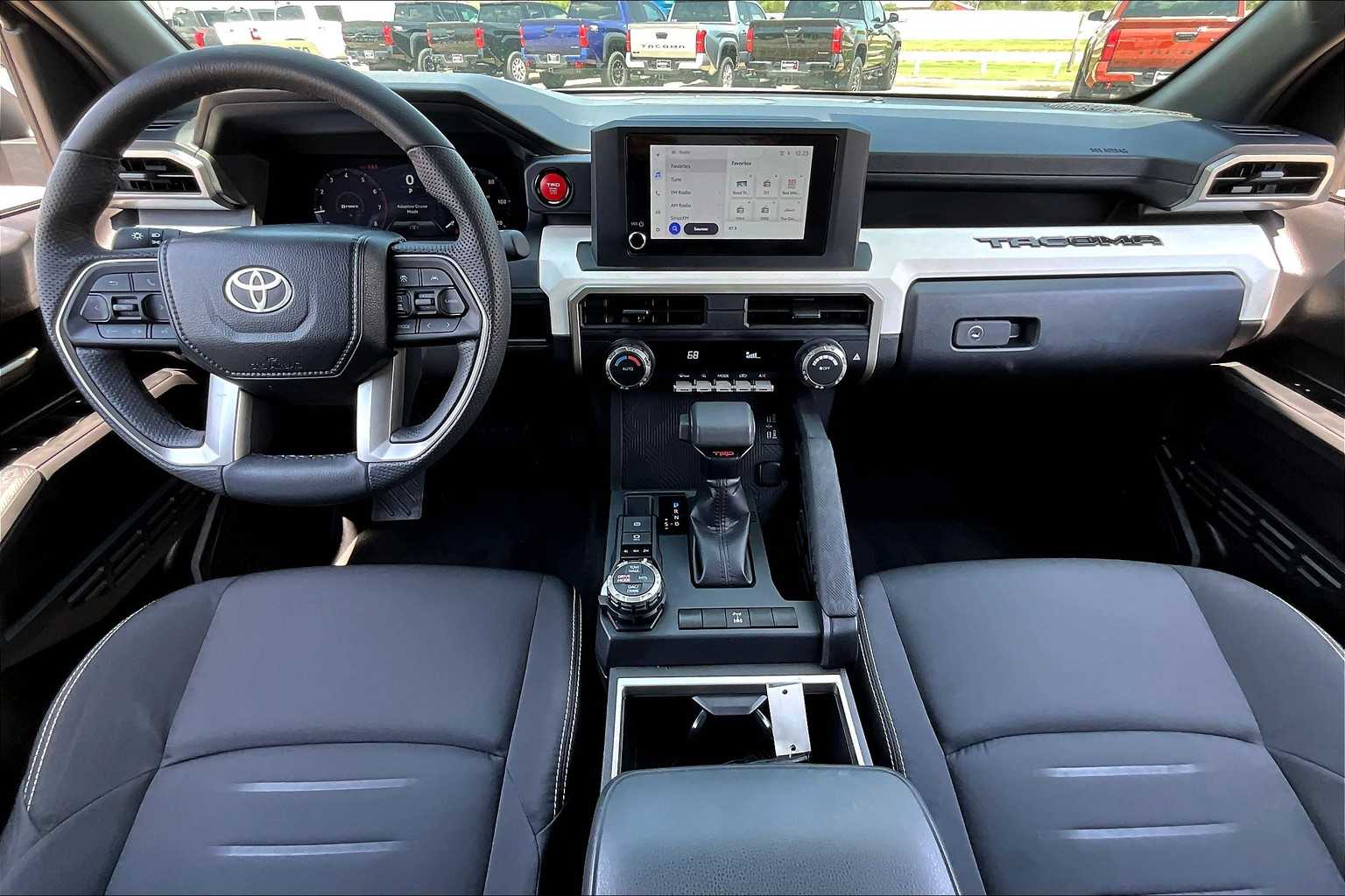2024 Toyota Tacoma TRD photo 14