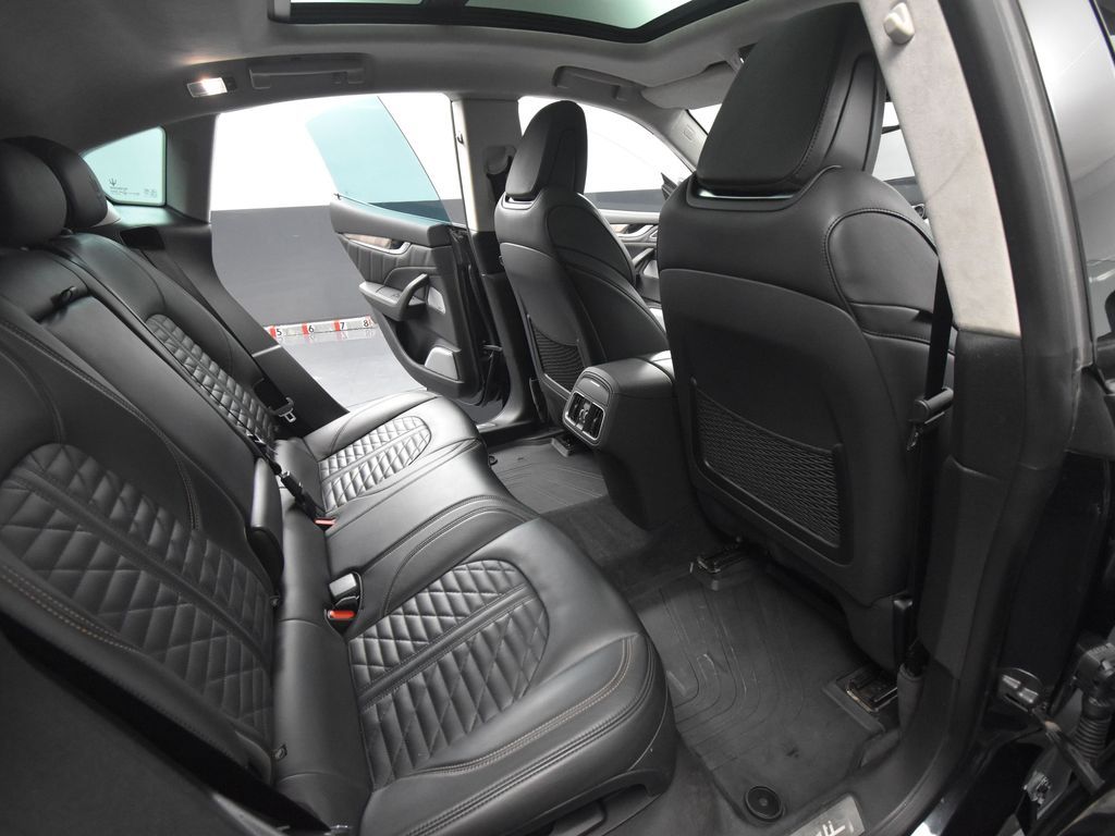 2020 Maserati Levante GTS photo 36