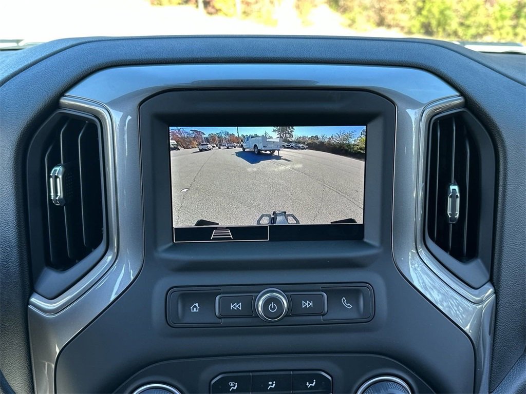 2025 Chevrolet Silverado 3500HD Work Truck photo 3