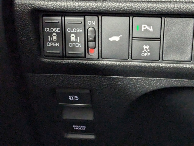 2026 Honda Odyssey Elite photo 22