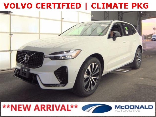 2025 Volvo XC60 Plus's photo