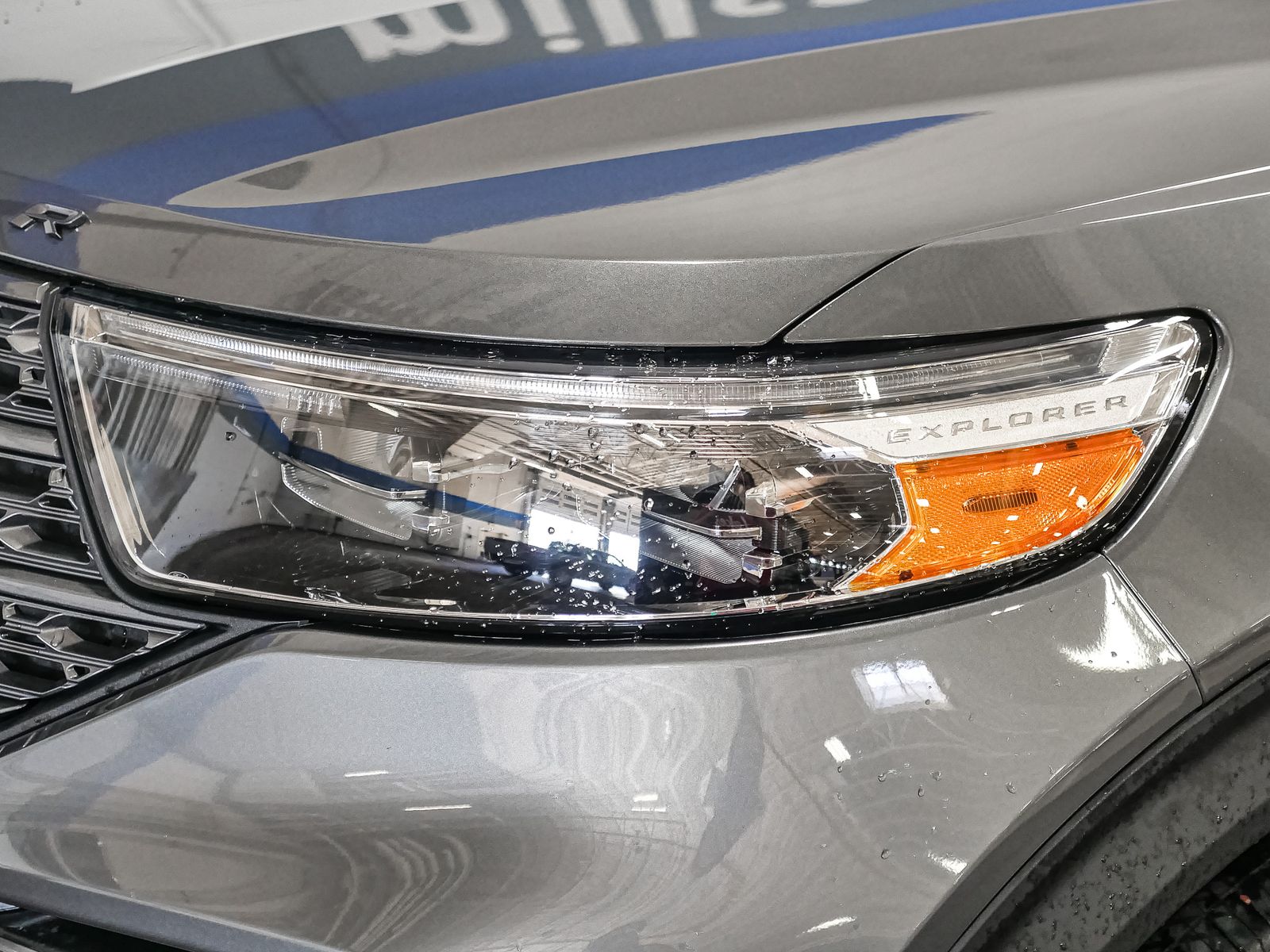 2023 Ford Explorer XLT photo 14